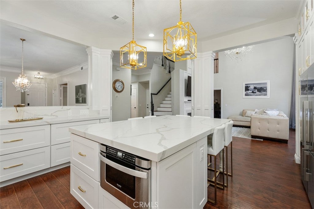 6 Coffeeberry Court