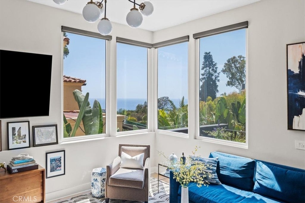 845 Summit Drive, Laguna Beach CA 92651 - Photo 13