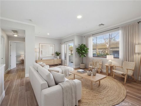 22681 Oakgrove 215 Aliso Viejo CA 92656