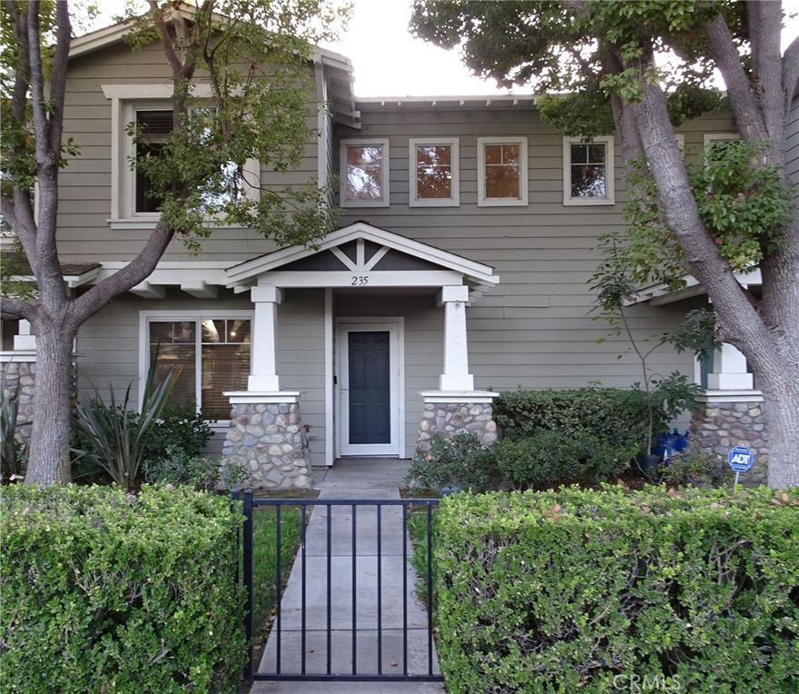 Beautiful 2 story condo nestled in the heart of Anaheim, Open and airy layout filled with natural light, featuring laminated wood floor, tile in kitchen and bathrooms with recess lighting. Large living room with a dinning area. Perfect for entertaining, open kitchen has plenty of cabinet spaces and a laundry room next to the kitchen. Kitchen open to the family room and breakfast area, overlooking a large backyard. Plenty of space in backyard for gardening, BBQ ,outdoor dinning and entertaining. Direct garage access through backyard. Walking distance to a public park and minutes from the Disneyland, shopping, dinning and major Freeways.