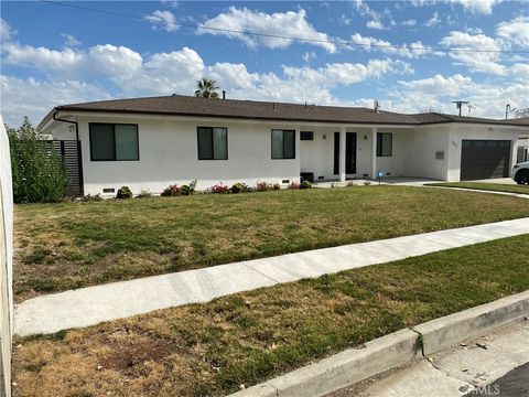 Photo of 7862 Mary Ellen Ave, North Hollywood, CA 91605 (MLS # SR25247787) Photo of 7862 Mary Ellen Ave, North Hollywood, CA 91605 (MLS # SR25247787)