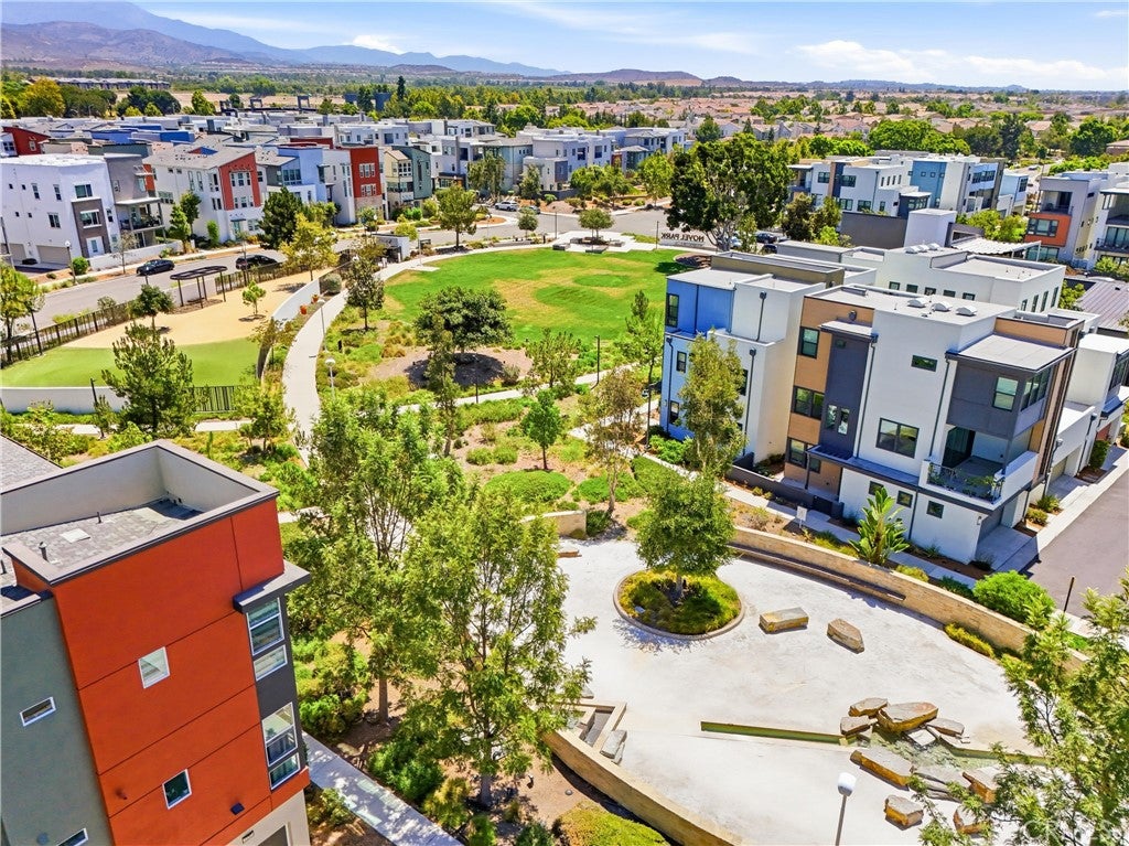 1184 Epic, Irvine CA 92618 - Photo 40