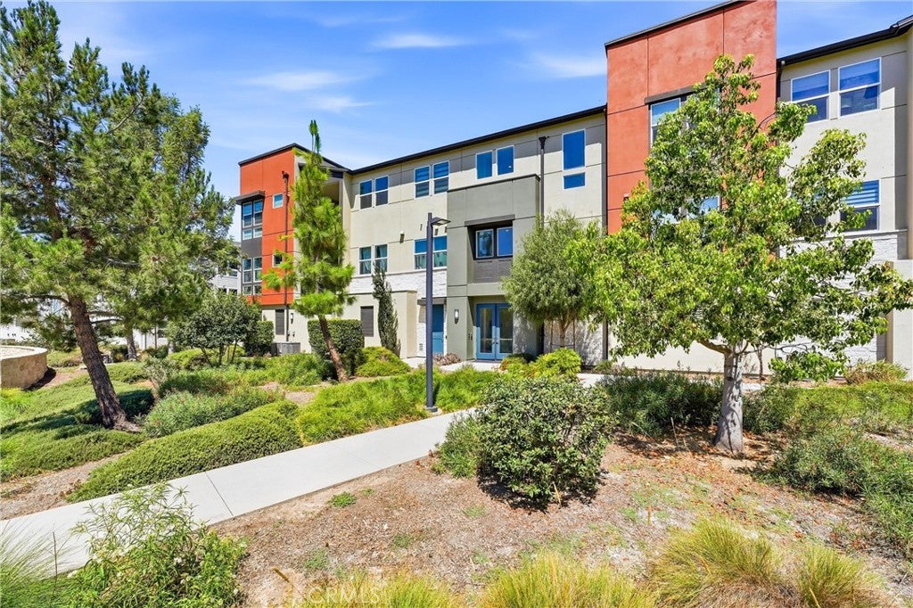 1184 Epic, Irvine CA 92618 - Photo 10