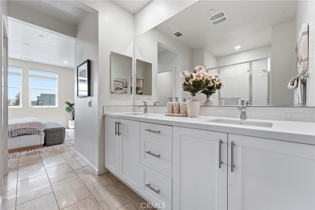1184 Epic, Irvine CA 92618 - Photo 24