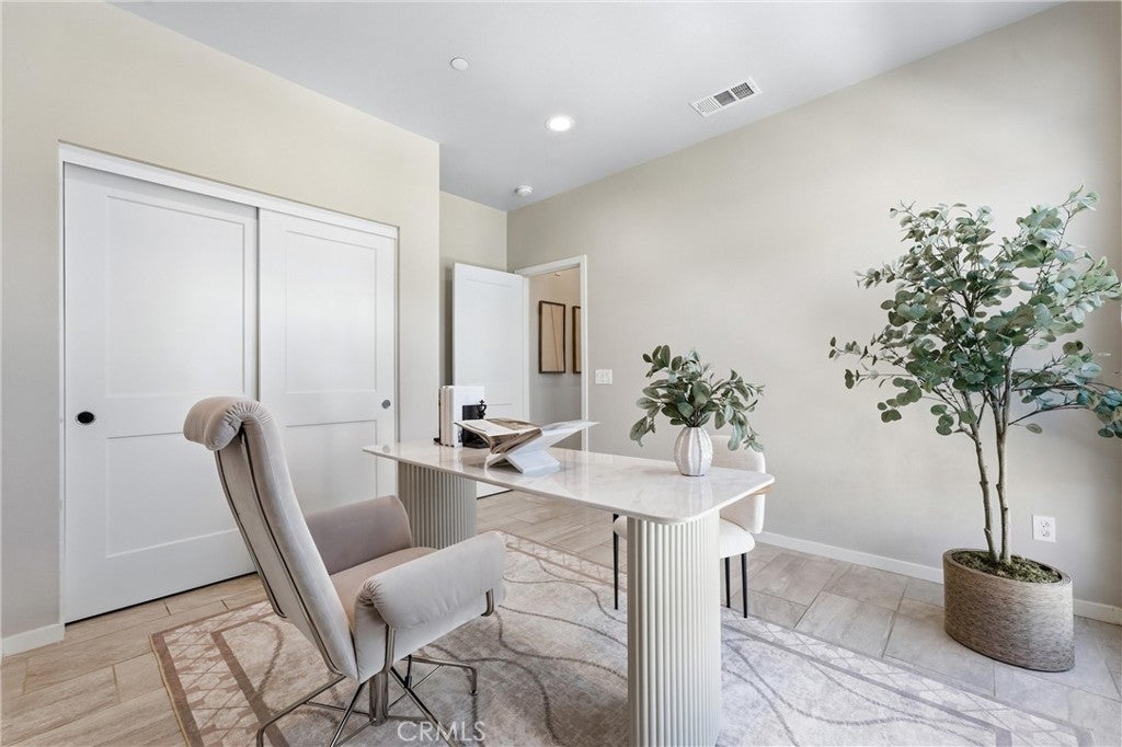 1184 Epic, Irvine CA 92618 - Photo 32