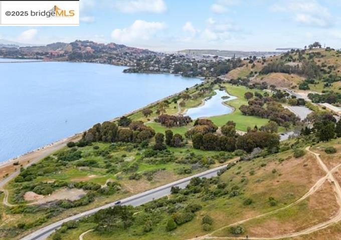 SEACLIFF - Residential
