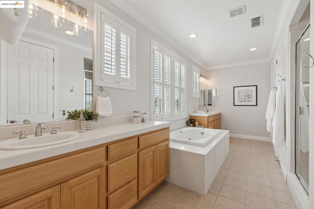 SEACLIFF - Residential