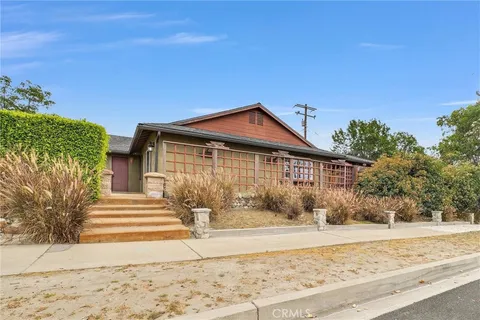 MLS: CV26072235