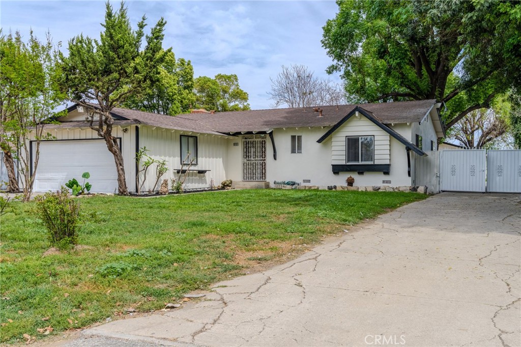 13233 Eastend Avenue