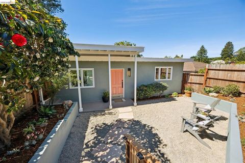 Photo of 2924 Shasta Rd. Rd, Berkeley, CA 94708 (MLS # 41127721)