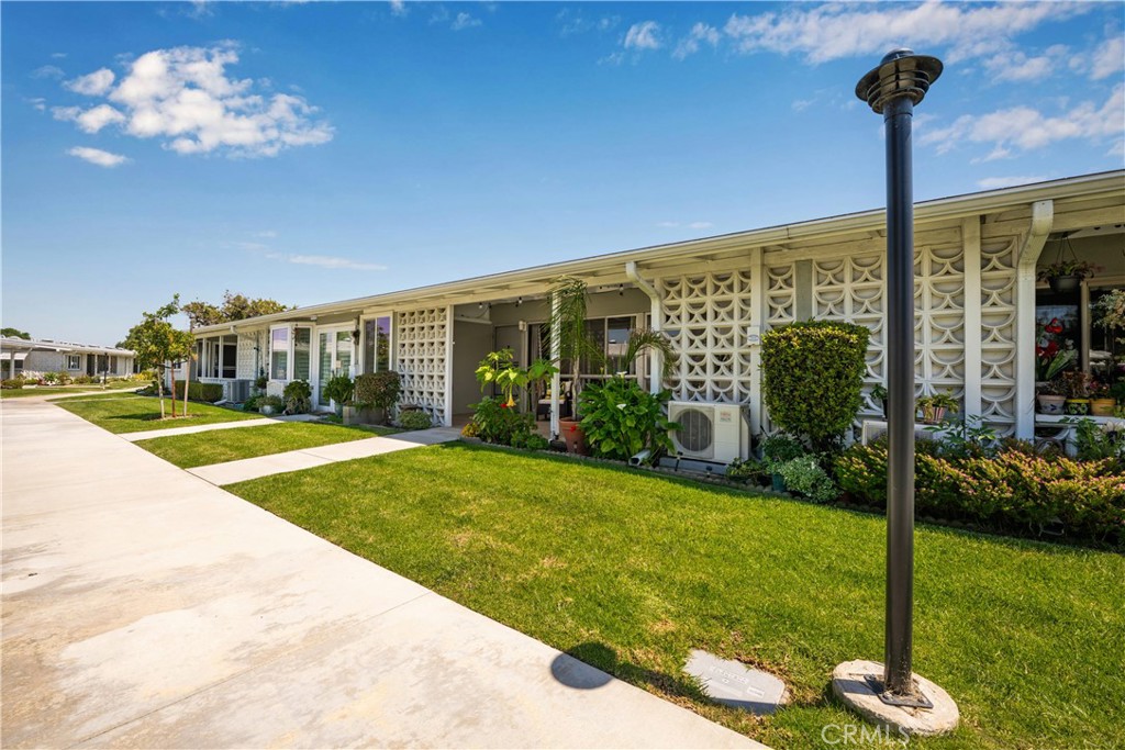 1564 Merion Way 34J