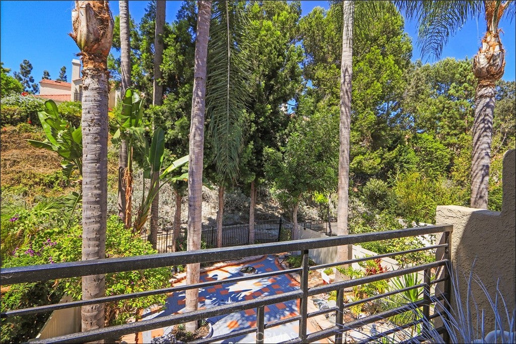 27 Michelangelo, Aliso Viejo CA 92656 - Photo 9