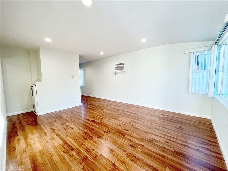 COMPLETELY REMODELED VERDUGO WOODLANDS 1 BEDROOM APARTMENT

This 1 bedroom 1 bathroom apartment is approximately 600 square feet and has been fully remodeled. Located in a cozy 10 unit building, this apartment has some features that are unique to this unit only. it has a private balcony and non-shared entrance to the unit. Some of the recent upgrades include, all new laminate wood floors and ceramic tile flooring, new kitchen and bathroom cabinets with granite/quartz counter tops, new stainless steel appliances, recessed LED lighting, and fresh paint throughout. This apartment also has new energy efficient, dual pane windows!

Minutes away from Verdugo Park, Glendale College, shopping and dining in both directions (downtown Glendale and Montrose). Award winning schools including Verdugo Woodlands Elementary. Water and trash is included.