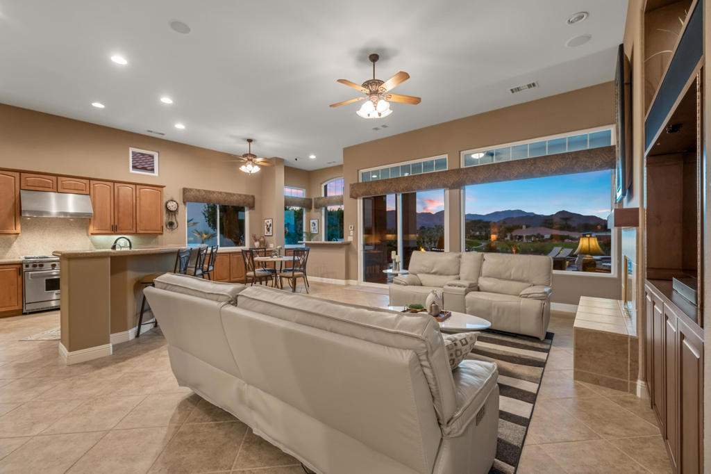 Mountain View CC - Residential