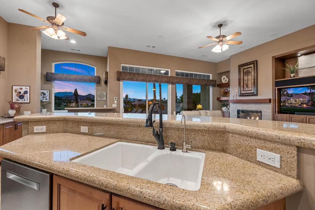 Mountain View CC - Residential