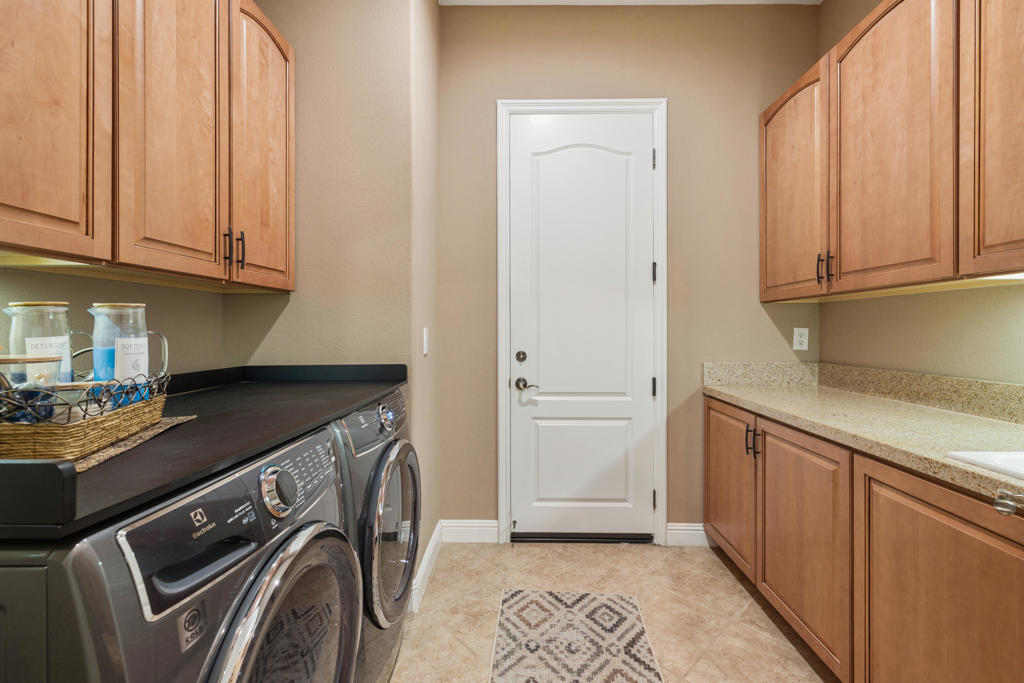 Mountain View CC - Residential