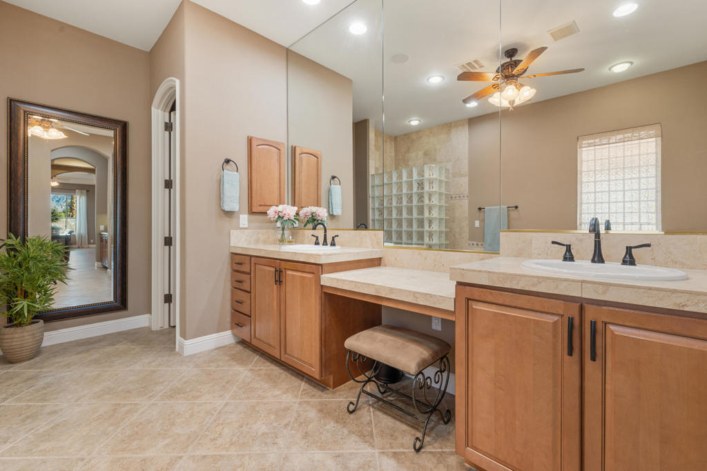 Mountain View CC - Residential