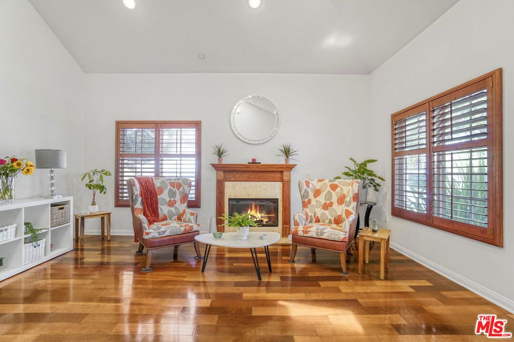 Photo of 10943 Barman Avenue, Culver City, CA 90230 (MLS # 25621869)