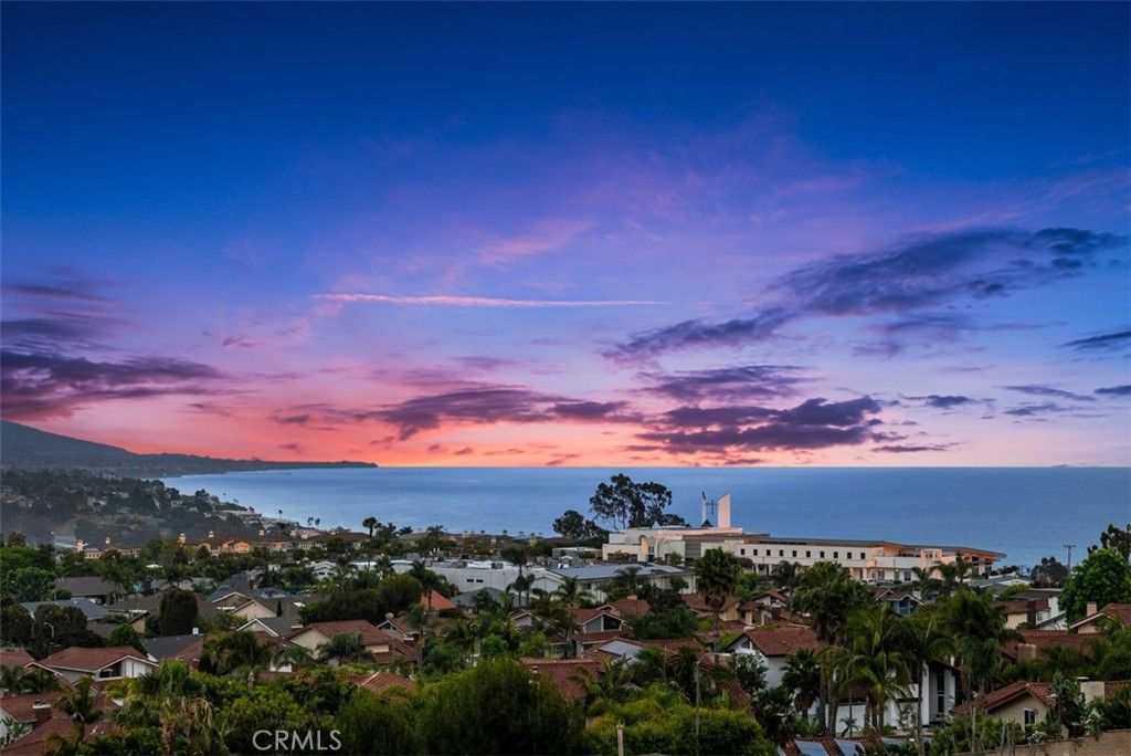 Photo of 33632 Holtz Hill, Dana Point, CA 92629 (MLS # OC26095657)