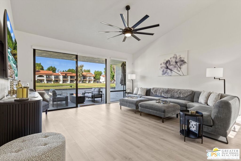 Rancho Las Palmas C.C. - Residential