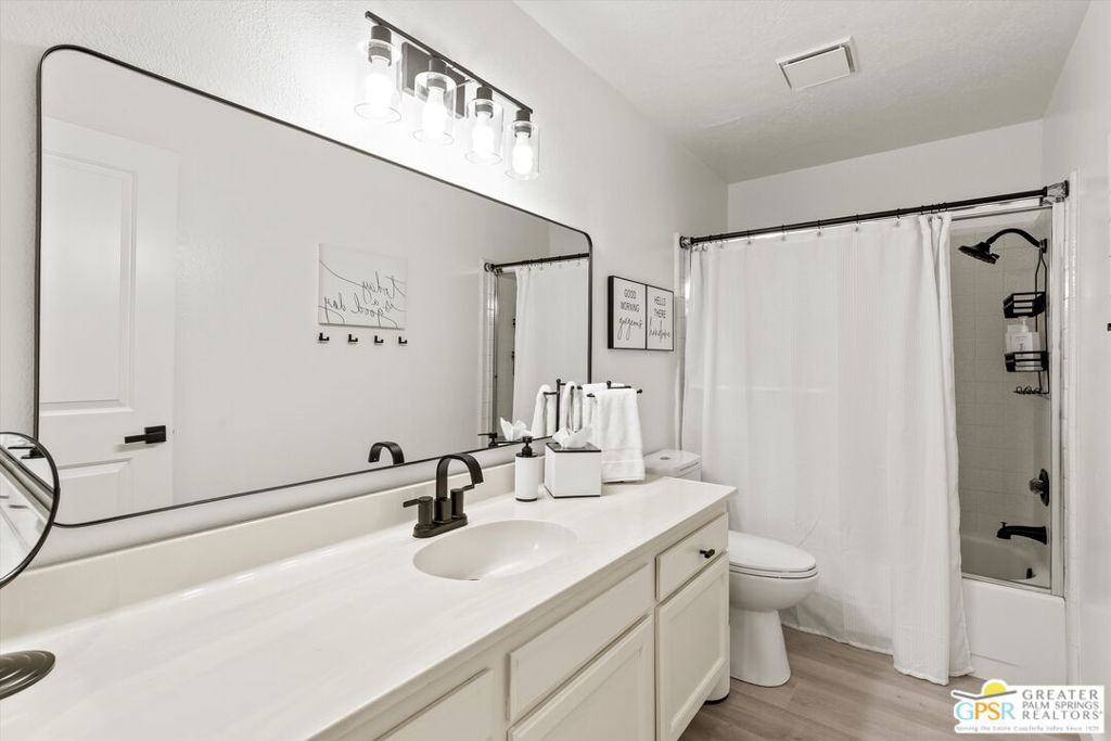 Rancho Las Palmas C.C. - Residential