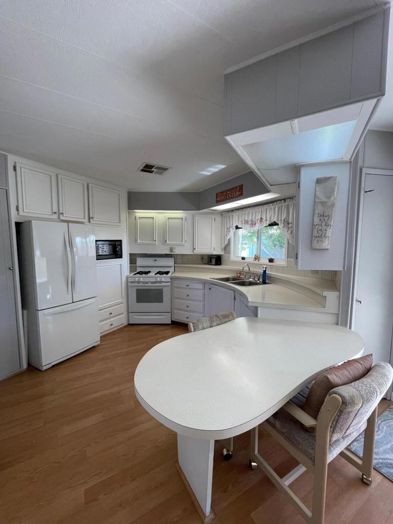 Tri Palm Estates - Manufactured In Park