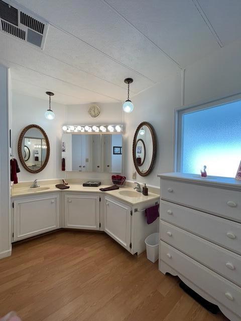 Tri Palm Estates - Manufactured In Park