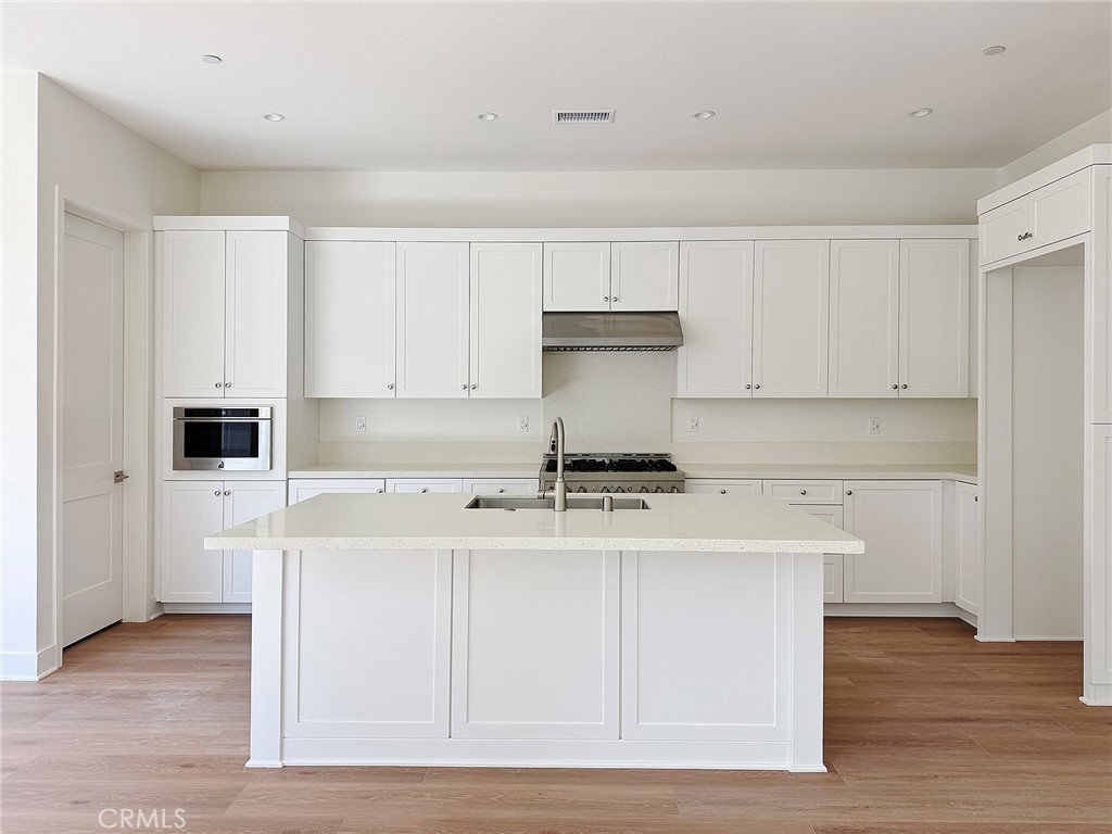 226 Maricopa