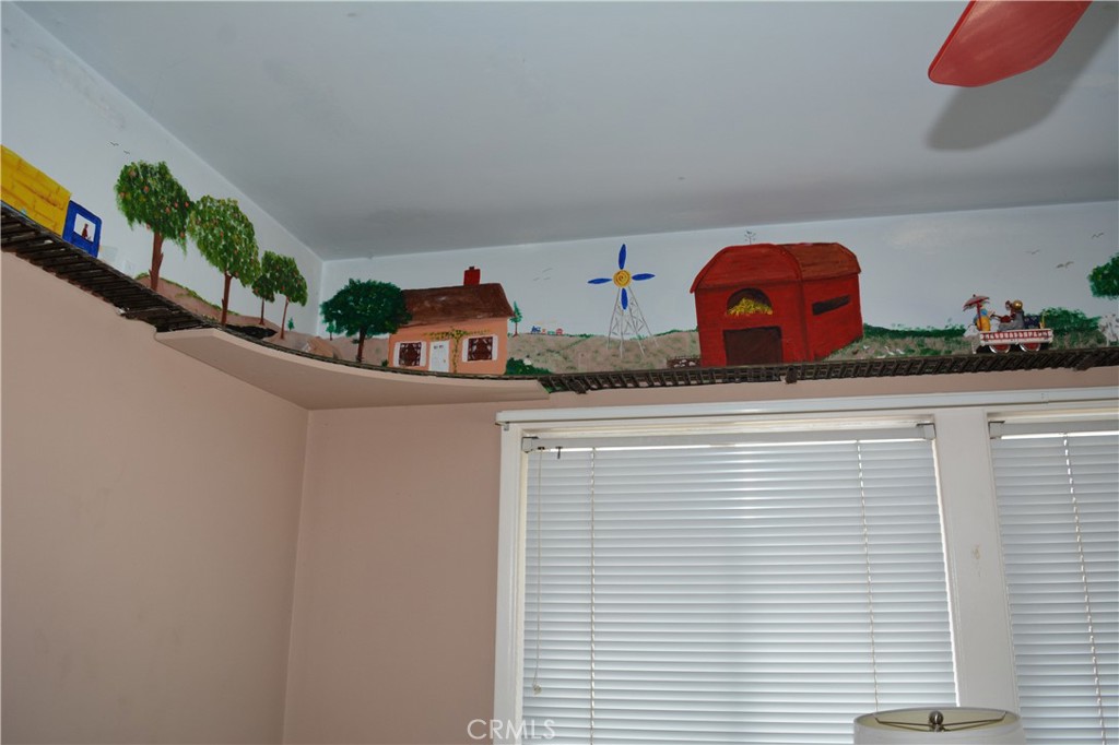 plaza south of spring - Residential