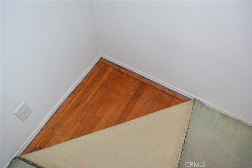 plaza south of spring - Residential