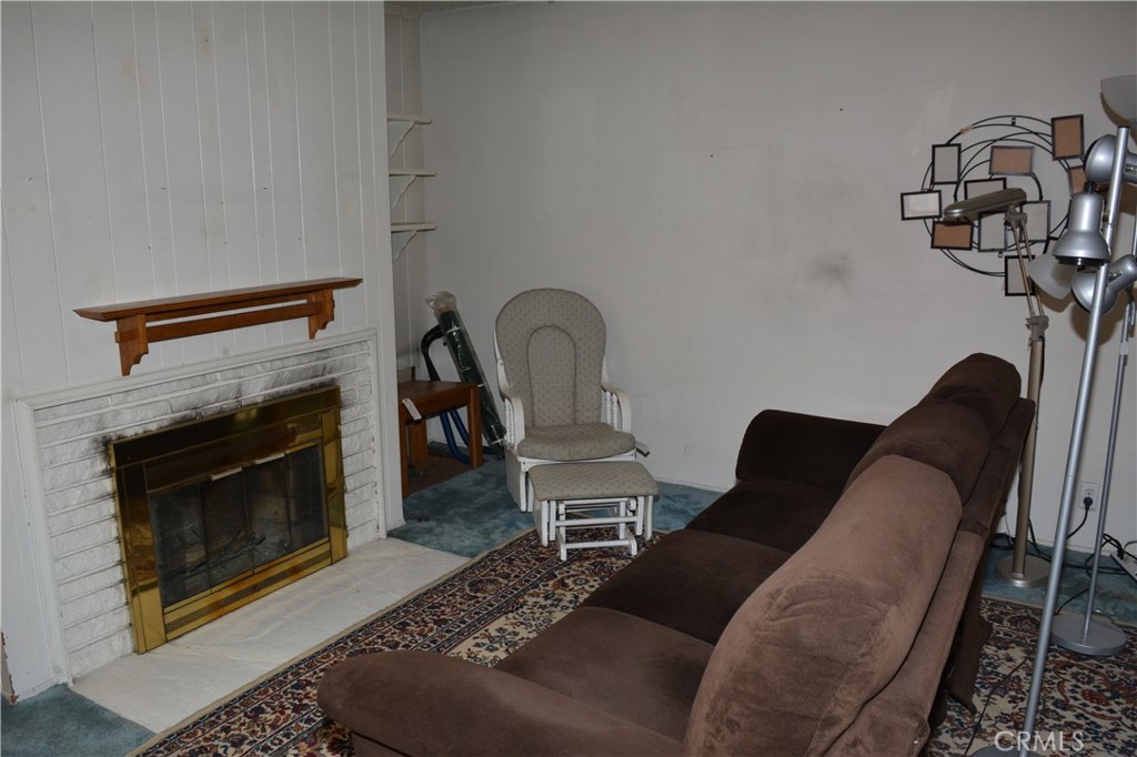 plaza south of spring - Residential