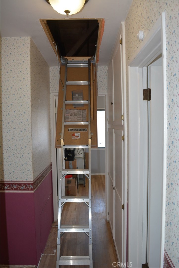 plaza south of spring - Residential