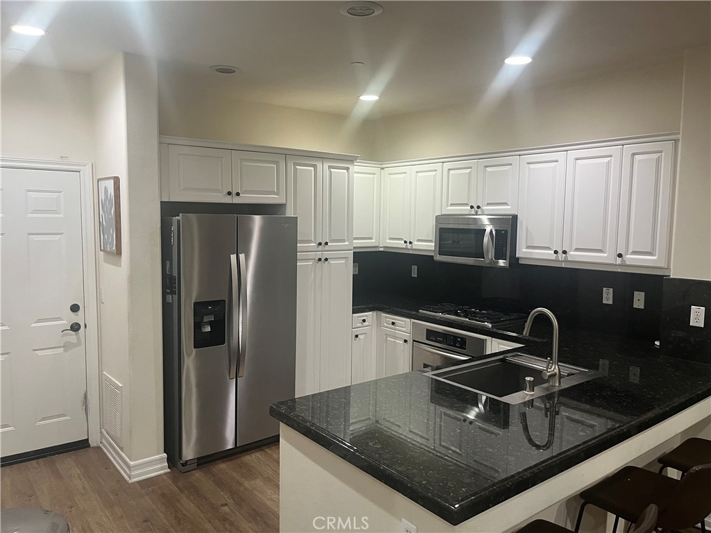 Laurels @ Providence Ranch (LAUR) - Residential Lease