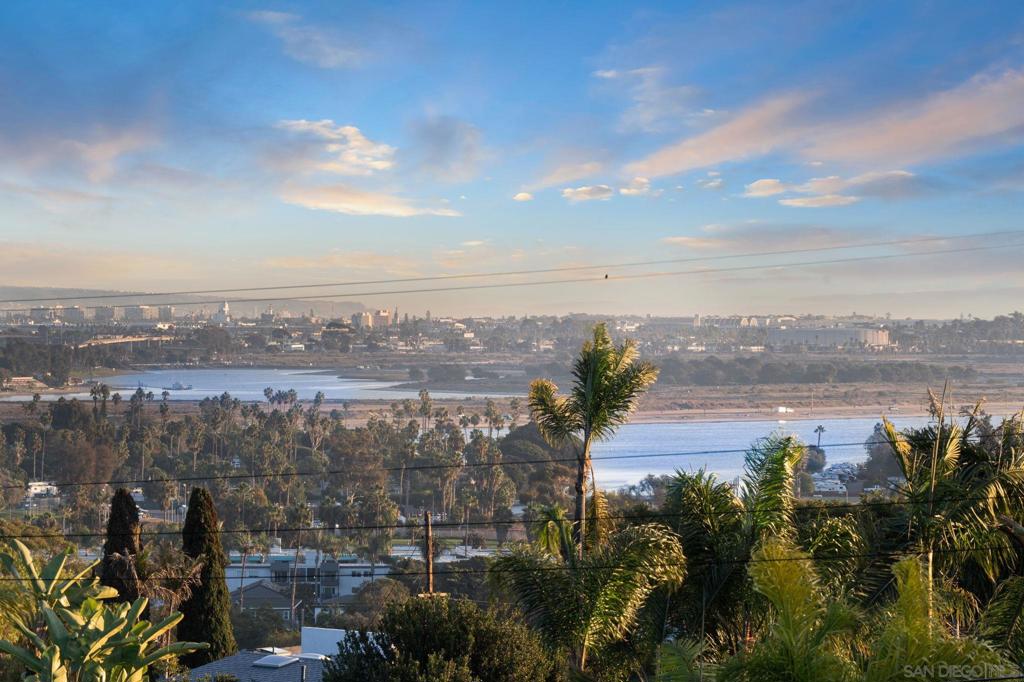 Pacific Beach - Residential