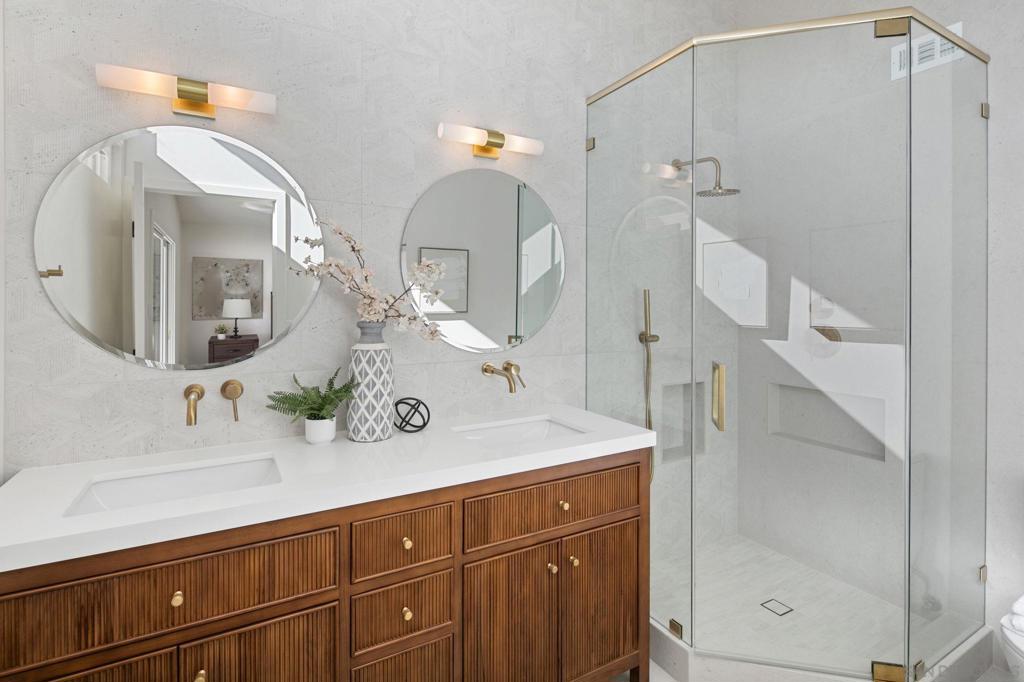 Pacific Beach - Residential