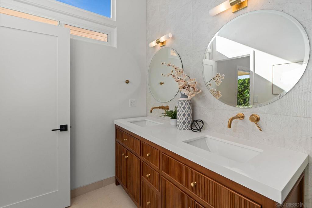 Pacific Beach - Residential