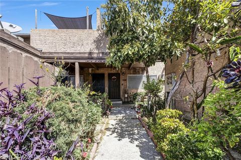 1837 Temple Avenue C Signal Hill CA 90755