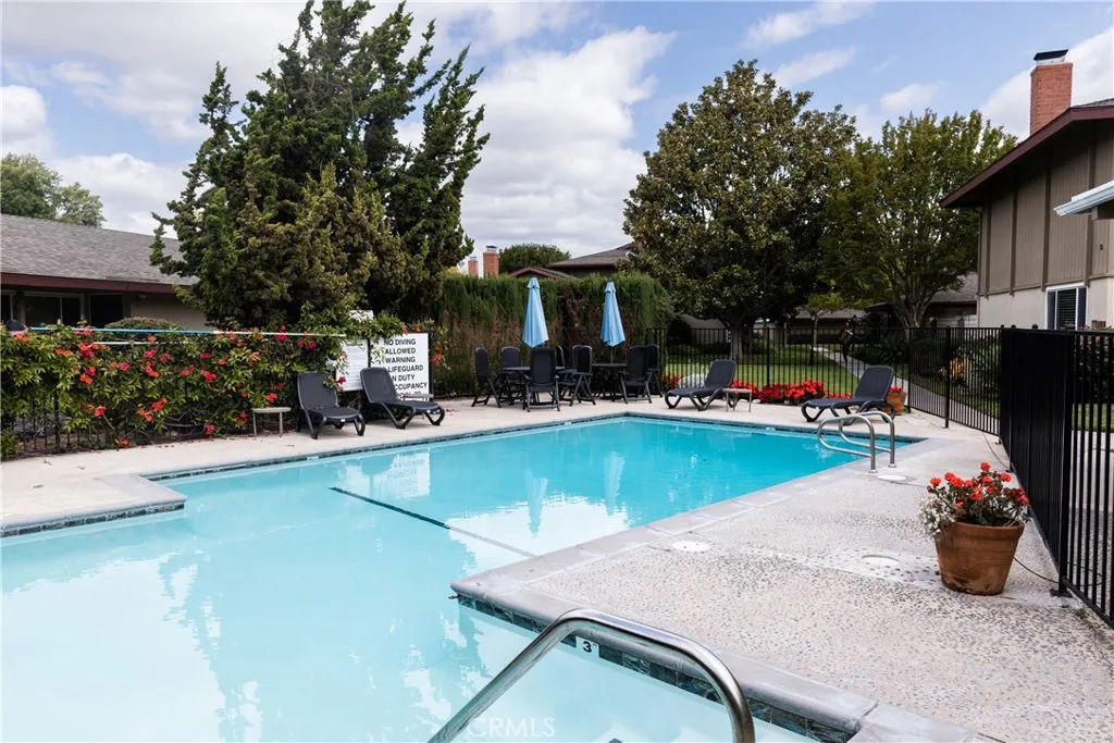 Santa Ana, California 92706, United States, 2 Bedrooms Bedrooms, ,2 BathroomsBathrooms,Residential,Active,165524