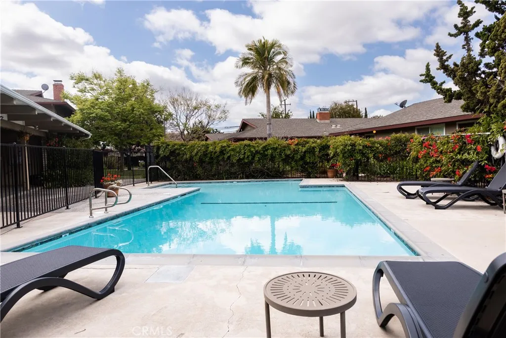 Santa Ana, California 92706, United States, 2 Bedrooms Bedrooms, ,2 BathroomsBathrooms,Residential,Active,165524