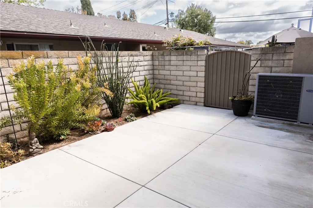 Santa Ana, California 92706, United States, 2 Bedrooms Bedrooms, ,2 BathroomsBathrooms,Residential,Active,165524