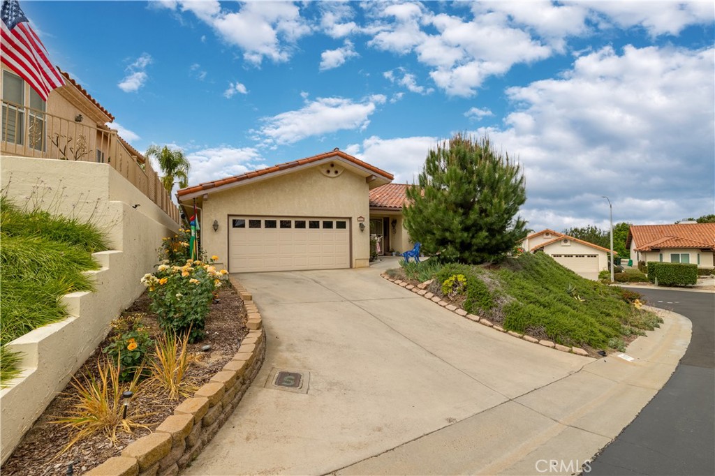 1113 Crescent Bend