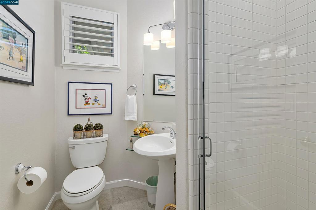 GOLDEN EAGLE LUX - Residential