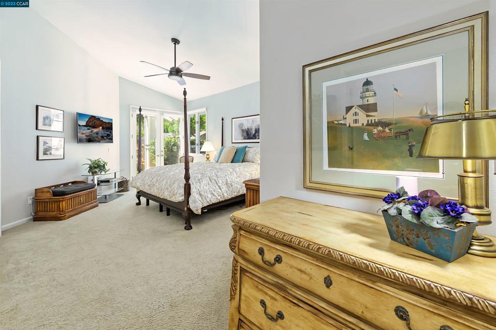 GOLDEN EAGLE LUX - Residential