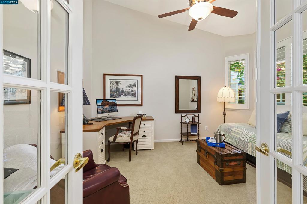 GOLDEN EAGLE LUX - Residential