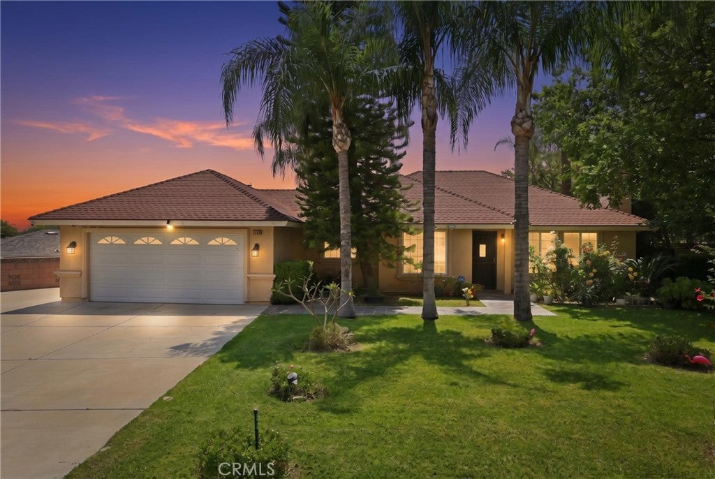 3954 Garden