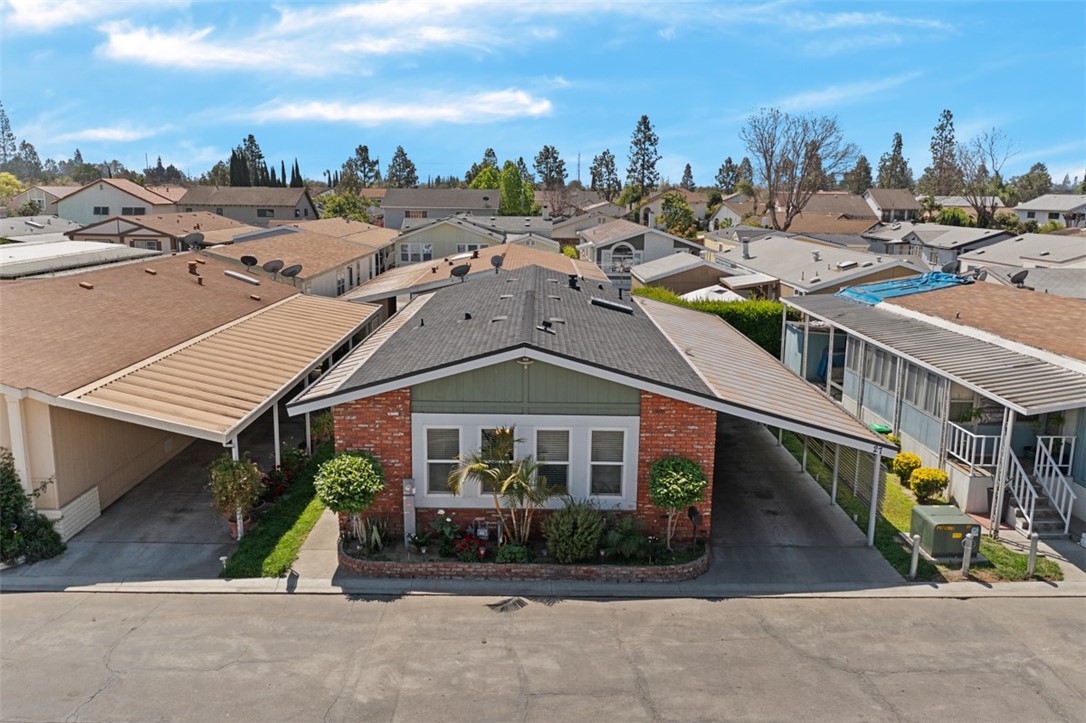 19127 Pioneer Boulevard 27