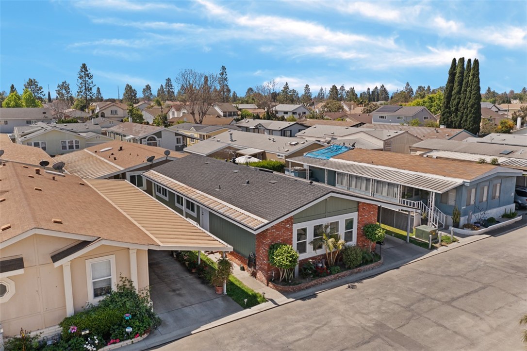19127 Pioneer Boulevard 27