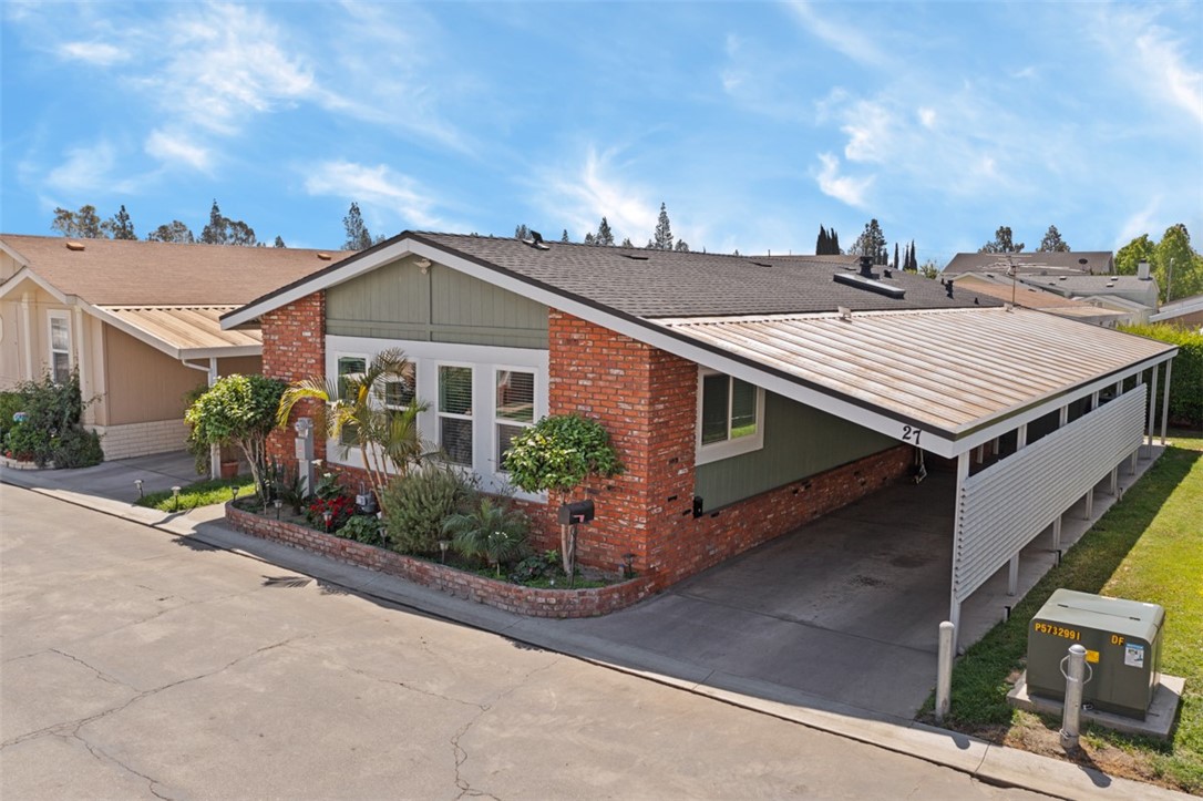 19127 Pioneer Boulevard 27