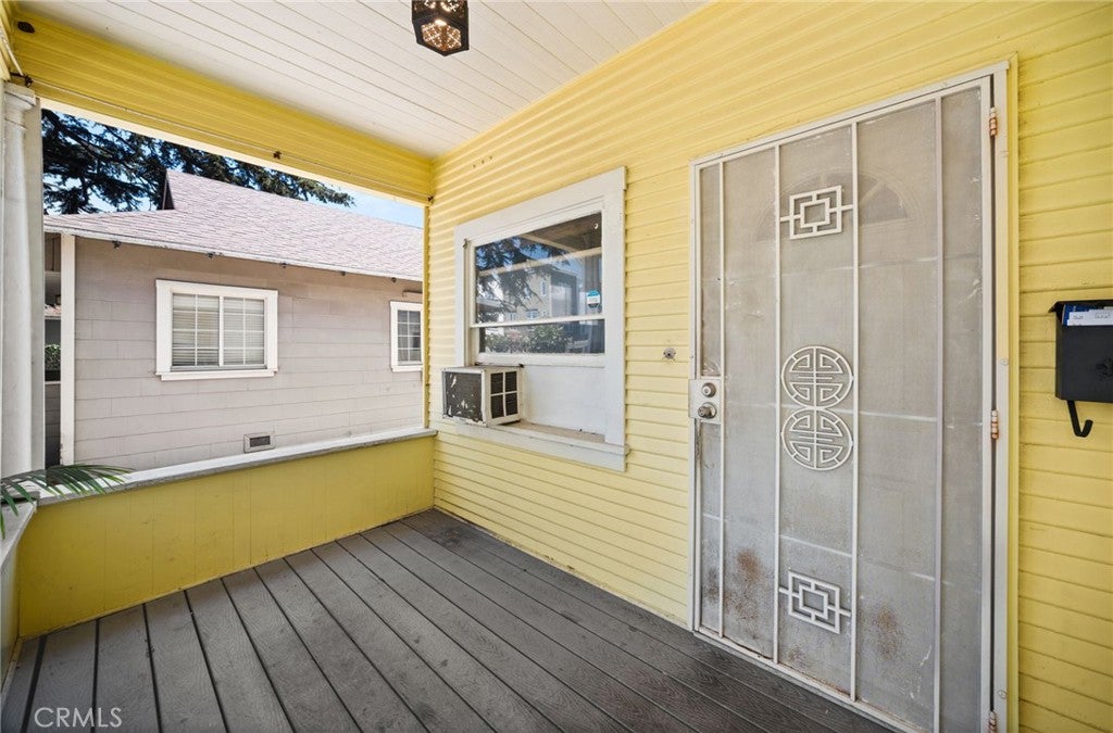 168 W Orange Street