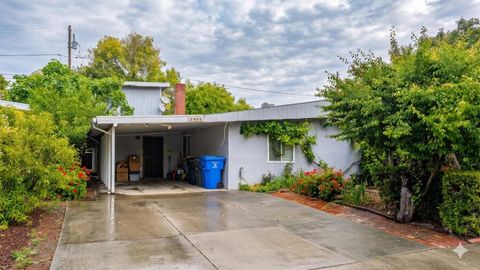 Photo of 2408 Laura Lane, Mountain View, CA 94043 (MLS # ML82044204)